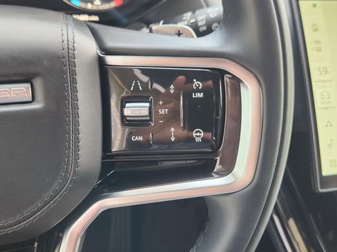 Used 2025 Land Rover Range Rover Sport SE image 29