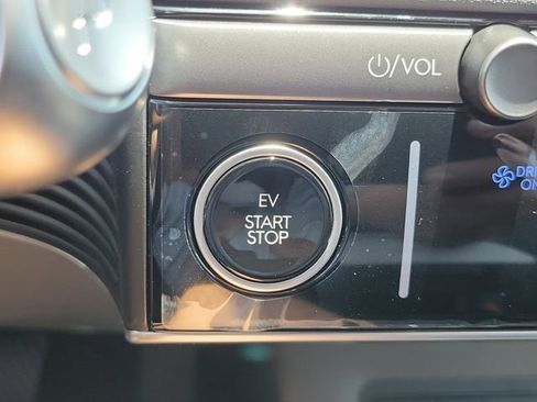 New 2026 Hyundai Ioniq 5 SE RWD image 11