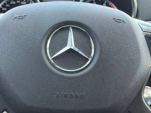 Used 2014 Mercedes-Benz ML 63 AMG 4MATIC image 30