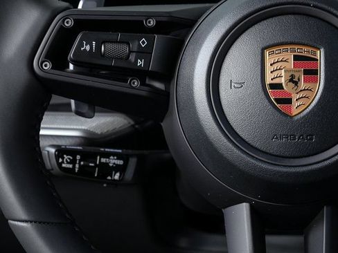 Certified 2026 Porsche Cayenne Coupe AWD/4WD image 10