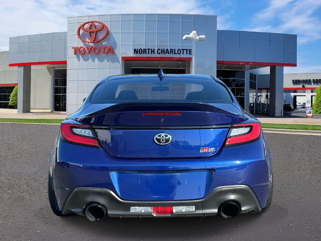 Used 2023 Toyota GR86 Premium RWD image 7