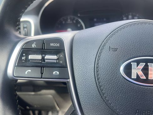Used 2020 Kia Sorento S AWD/4WD image 16