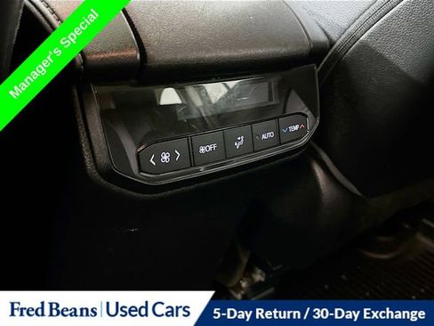 Used 2023 Toyota Highlander L image 26