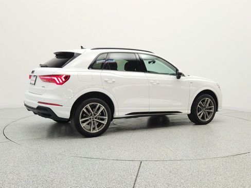 Used 2025 Audi Q3 2.0T Premium w/ Convenience Package AWD/4WD image 5
