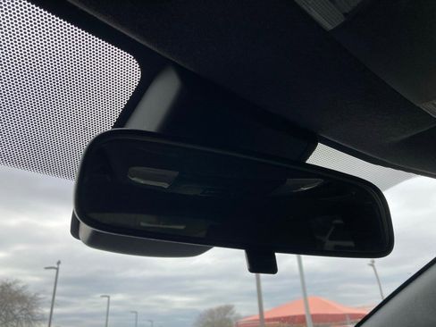 Used 2020 Toyota Corolla SE image 27