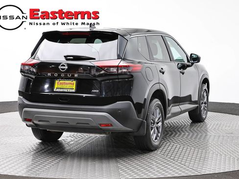 Used 2023 Nissan Rogue S AWD/4WD image 5