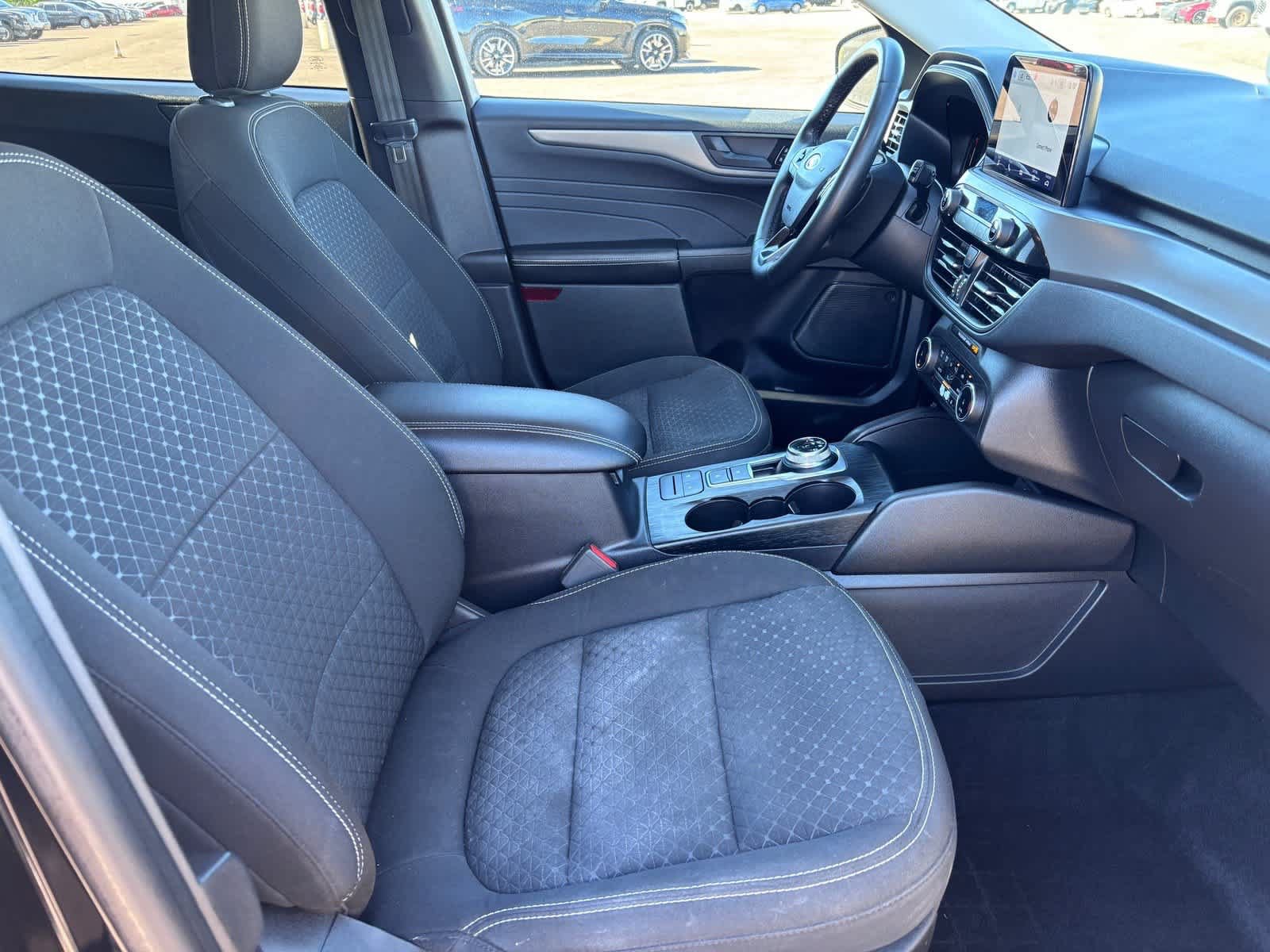 Used 2023 Ford Escape Active AWD/4WD image 9