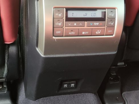 Used 2021 Lexus GX 460 Premium w/ Premium Package AWD/4WD image 12