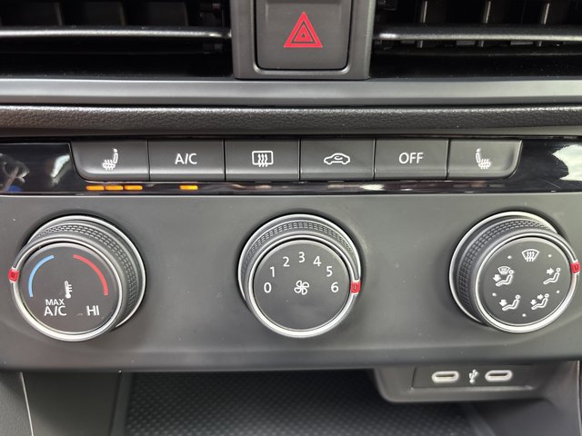 Used 2024 Volkswagen Jetta Sport FWD image 20