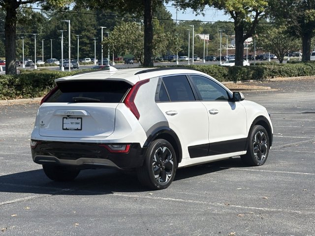 Certified 2023 Kia Niro Wave FWD image 13