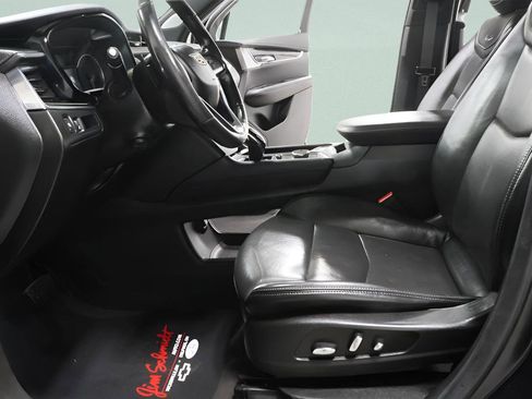 Used 2024 Cadillac XT6 Premium Luxury image 22