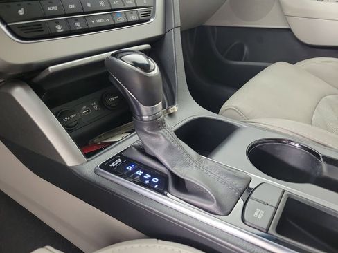 Used 2015 Hyundai Sonata Sport w/ Option Group 03 image 18