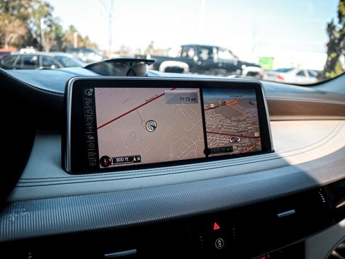 Used 2016 BMW X5 M image 24