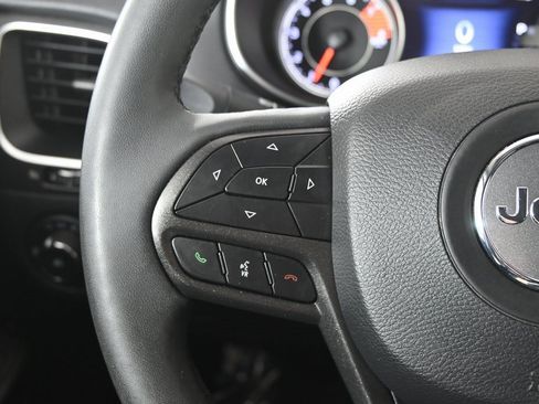 Used 2021 Jeep Cherokee Trailhawk w/ Premium Leather Package image 36