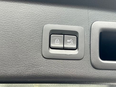 Certified 2025 MAZDA CX-30 2.5 Turbo w/ Premium Package image 16