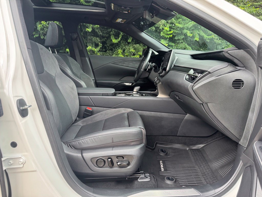 Used 2023 Lexus RX 350 AWD w/ Cold Area Package image 9