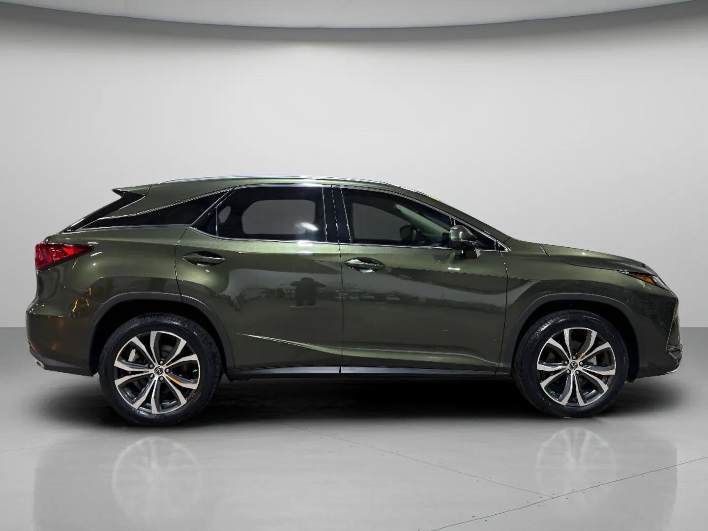 Used 2022 Lexus RX 350 AWD w/ Premium Package image 2