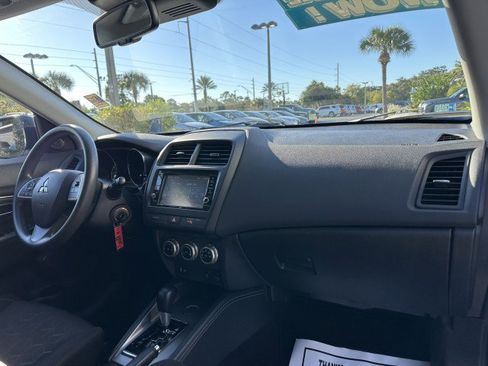 Used 2021 Mitsubishi Outlander Sport FWD image 27