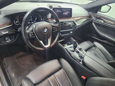 Used 2019 BMW 530i xDrive w/ Convenience Package AWD/4WD image 24