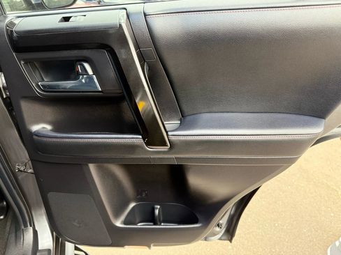 Used 2020 Toyota 4Runner Venture image 20