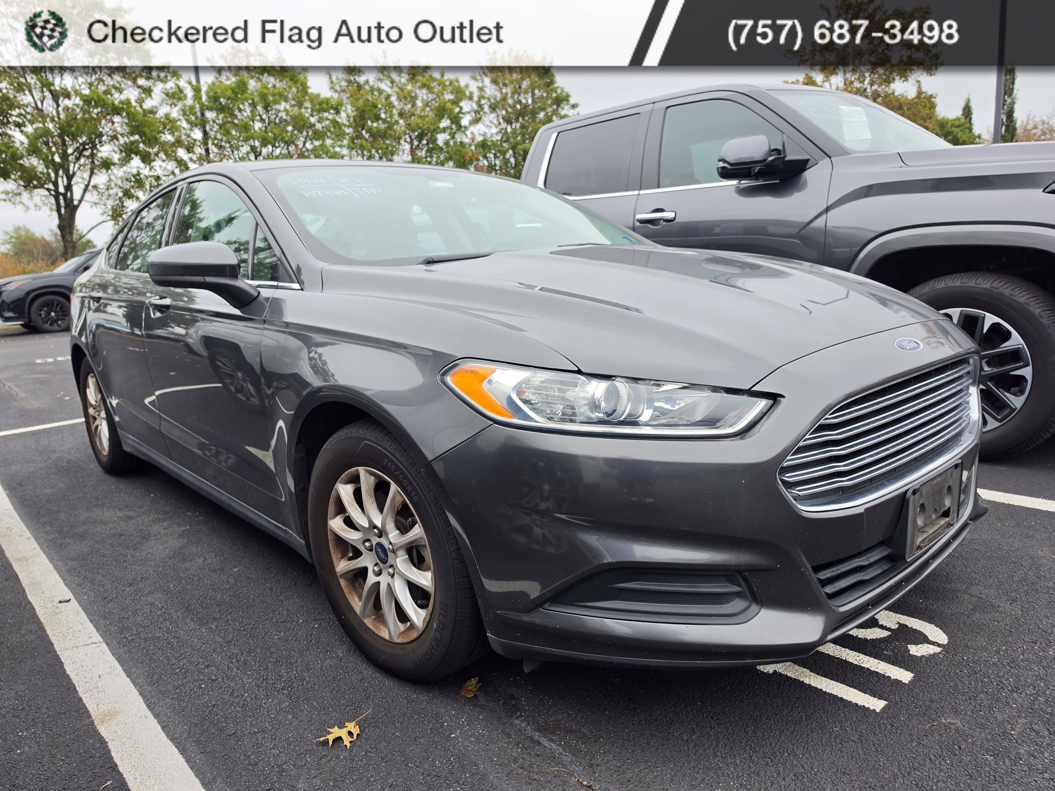 Used 2016 Ford Fusion S FWD image 3