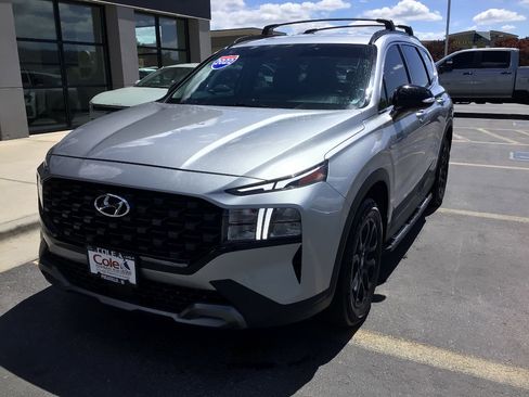 Used 2022 Hyundai Santa Fe XRT FWD image 2