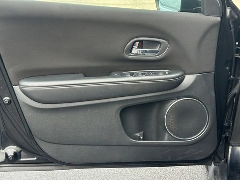 Used 2016 Honda HR-V EX image 15