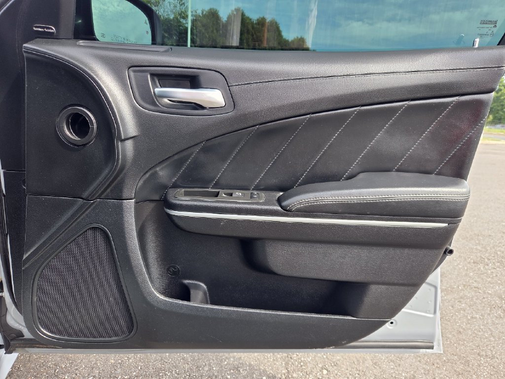 Used 2022 Dodge Charger Scat Pack RWD image 29