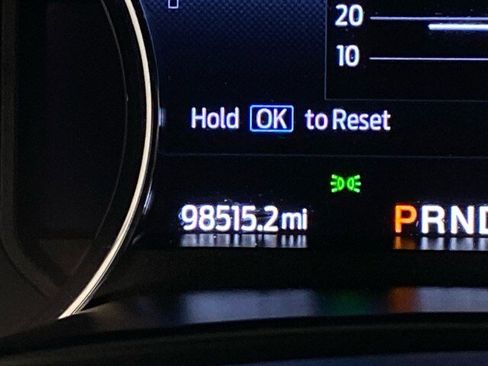 Used 2021 Ford Expedition Max XLT image 24
