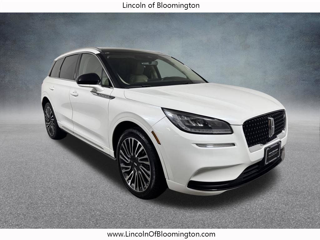 Used 2022 Lincoln Corsair AWD w/ Premium Package image 10