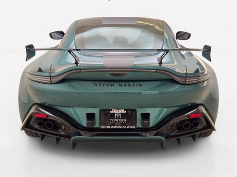 Used 2023 Aston Martin V8 Vantage Coupe RWD image 10