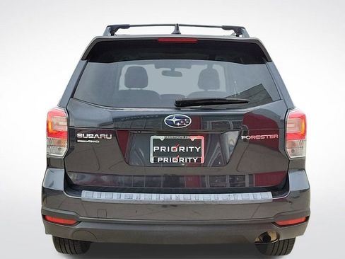 Used 2018 Subaru Forester 2.5i Premium image 4