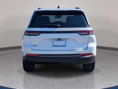 New 2026 Jeep Grand Cherokee Altitude AWD/4WD image 6
