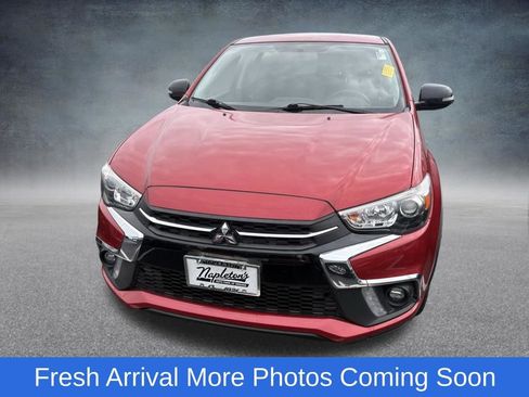 Used 2019 Mitsubishi Outlander Sport LE image 2