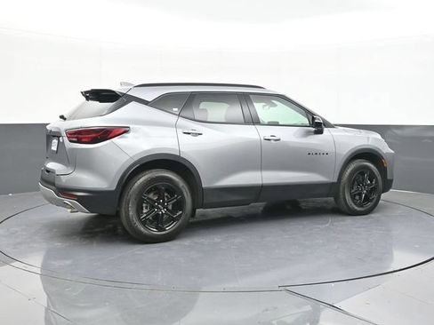 Used 2024 Chevrolet Blazer LT w/ Midnight/Sport Edition FWD image 15