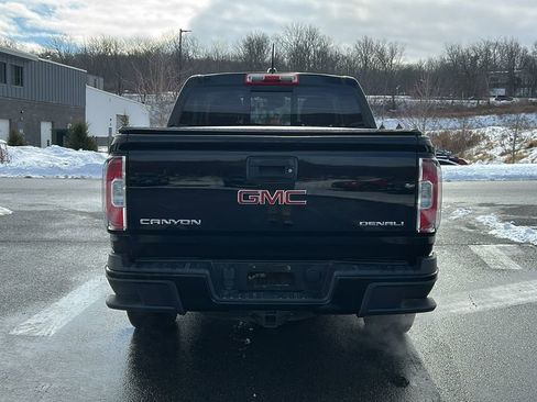 Used 2017 GMC Canyon SLT w/ Driver Alert Package image 8
