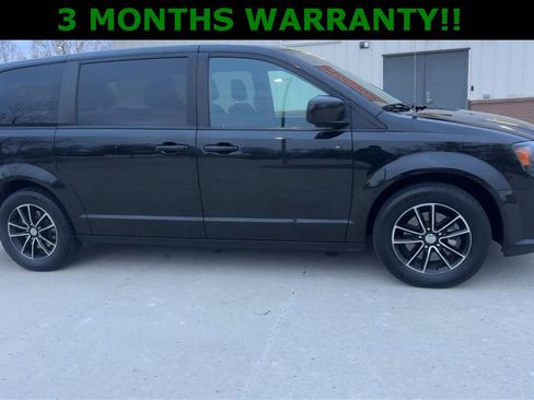 Used 2018 Dodge Grand Caravan SE image 7