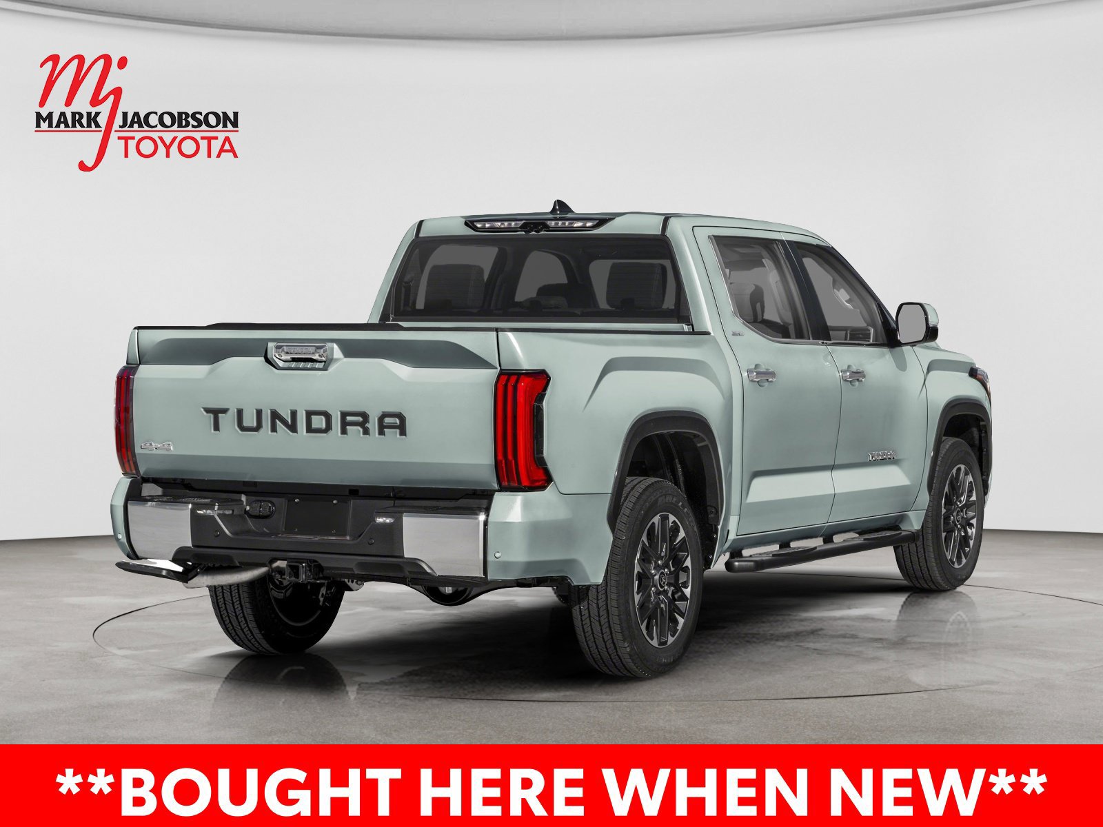 Used 2025 Toyota Tundra Limited AWD/4WD image 3