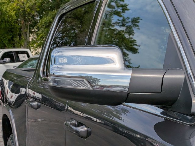 Used 2024 RAM 1500 Limited AWD/4WD image 14