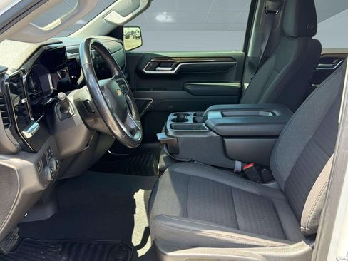 Used 2022 Chevrolet Silverado 1500 LT w/ Max Trailering Package RWD image 5