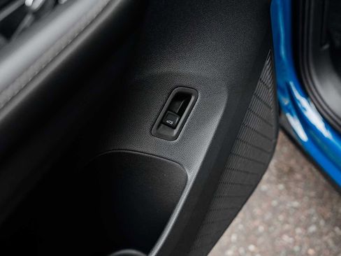 New 2026 Volkswagen Atlas SE image 15