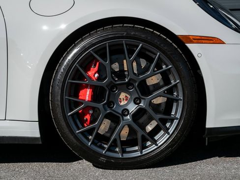 Used 2025 Porsche 911 Targa 4 GTS image 33