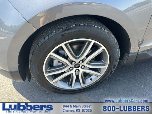 Used 2023 Ford Edge Titanium AWD/4WD image 10