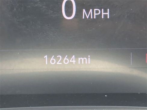 Used 2023 Buick Encore GX Select w/ Sport Touring Package image 21