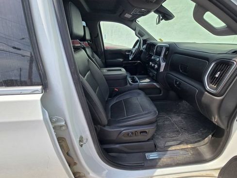 Used 2021 GMC Sierra 1500 SLT w/ SLT Premium Plus Package AWD/4WD image 9