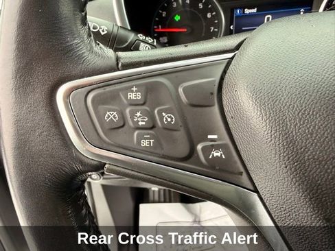 Used 2019 Chevrolet Equinox LT w/ Driver Convenience Package image 23