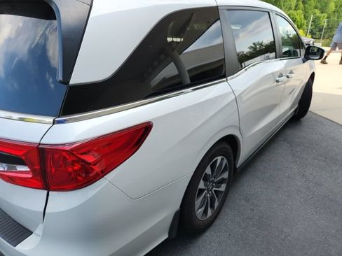 Used 2023 Honda Odyssey EX-L image 9