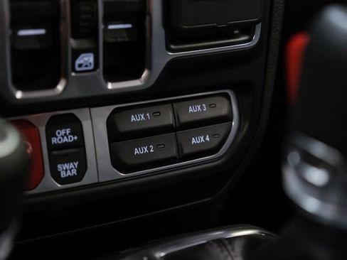 Used 2024 Jeep Wrangler Unlimited Rubicon 392 image 40