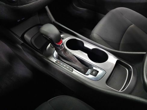 Used 2022 Chevrolet Malibu RS FWD image 23