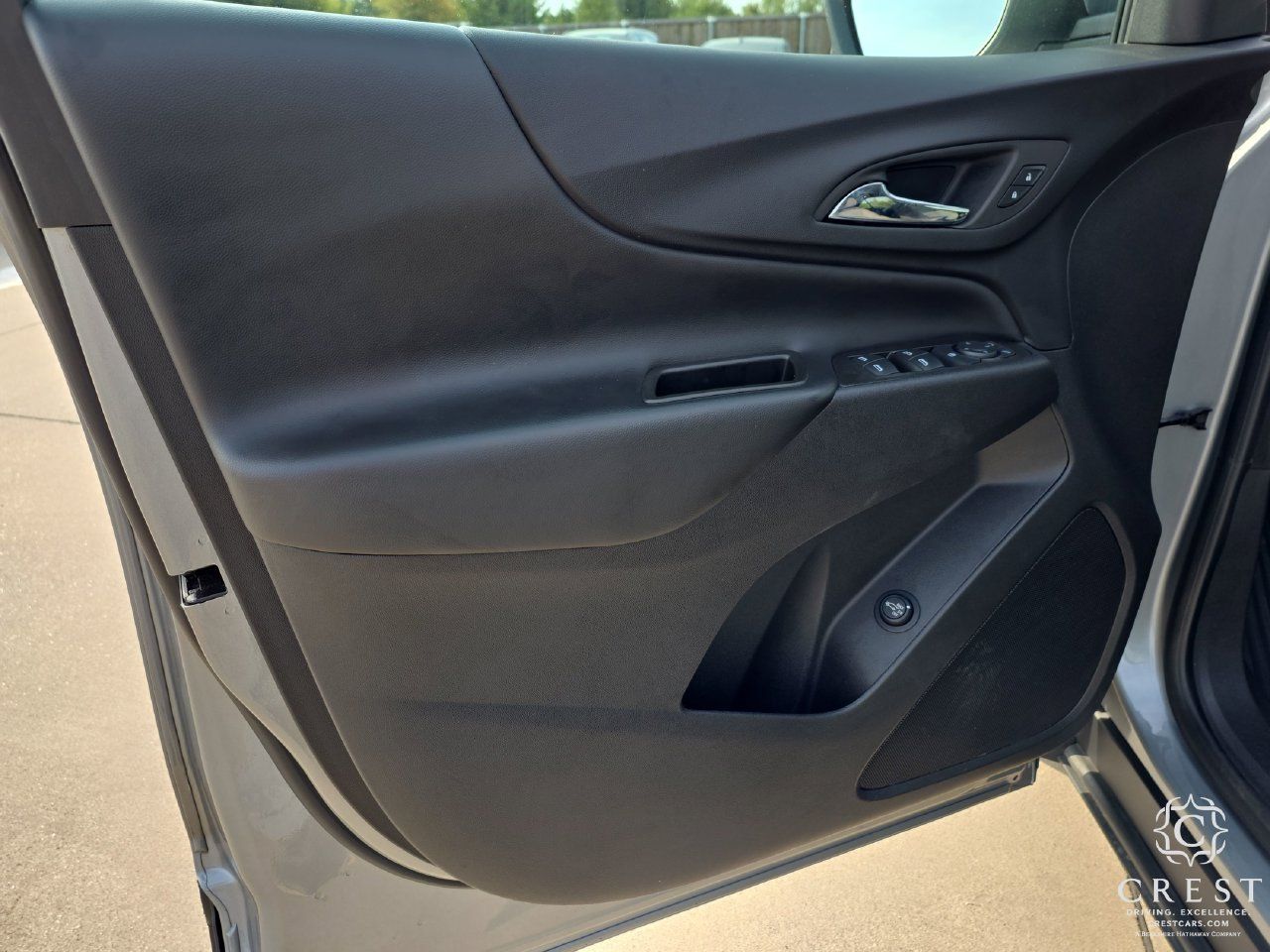 Used 2023 Chevrolet Equinox LT AWD/4WD image 7
